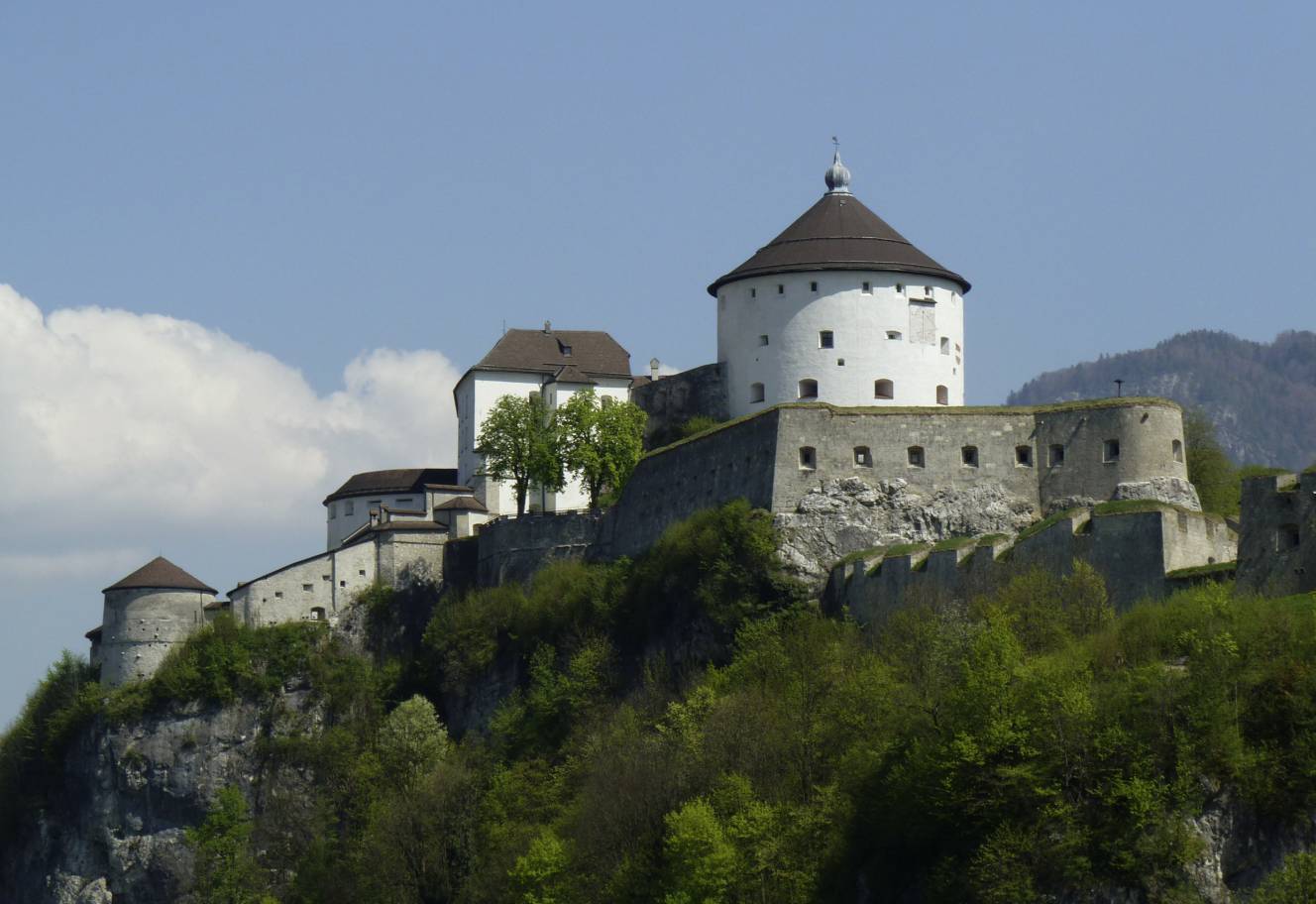 Cosy Kufstein: Strolling at the foot of the fortress - Kaiserhof Ellmau