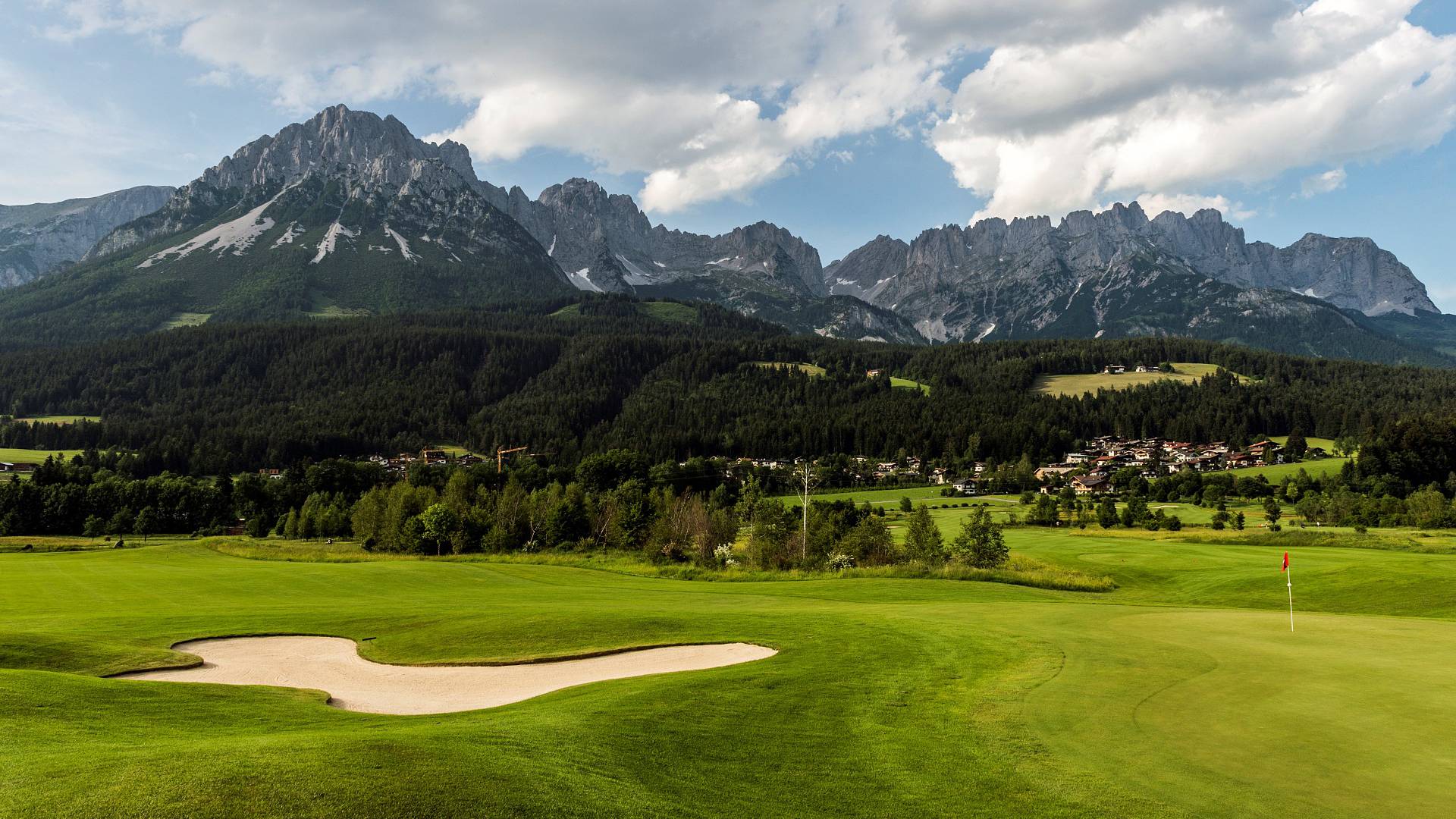 Golfing at the sea of summits: A highlight for golfers - Kaiserhof Ellmau
