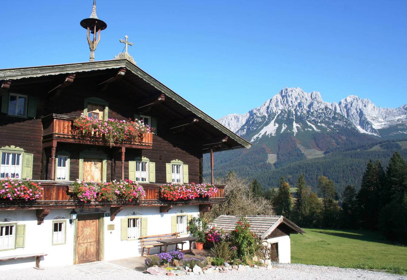 Medical practice of ‘Der Bergdoktor’: Just 1 km from the Kaiserhof - Kaiserhof Ellmau