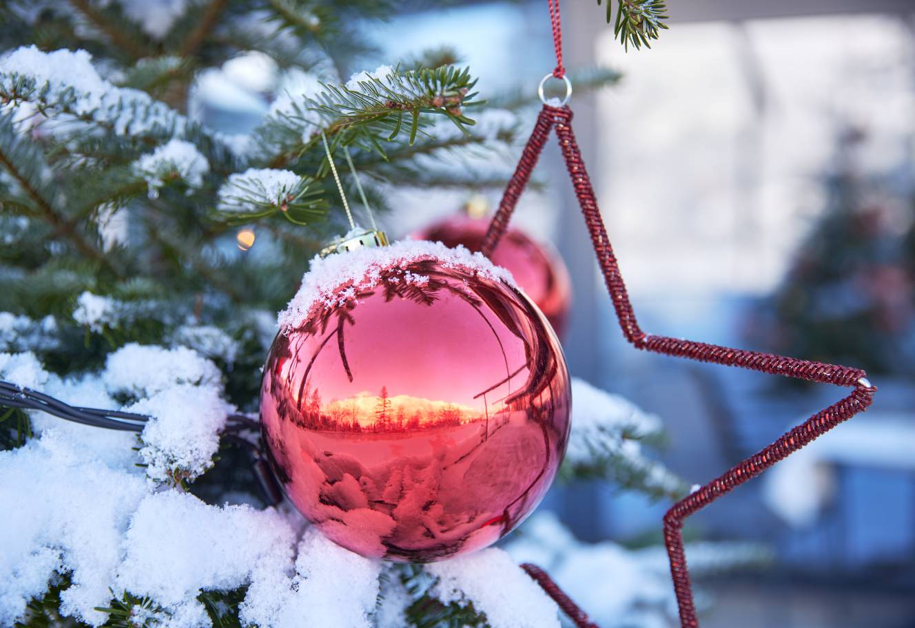 Weihnachtskugel im Hotel Kaiserhof