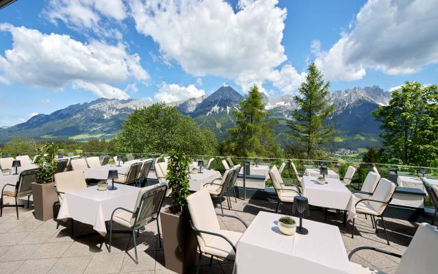 Panoramaterrasse im Restaurant 