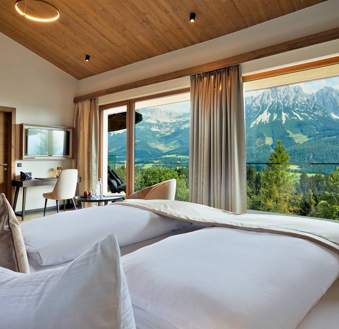 Rooms & suites: Residing with an expansive view - Kaiserhof Ellmau
